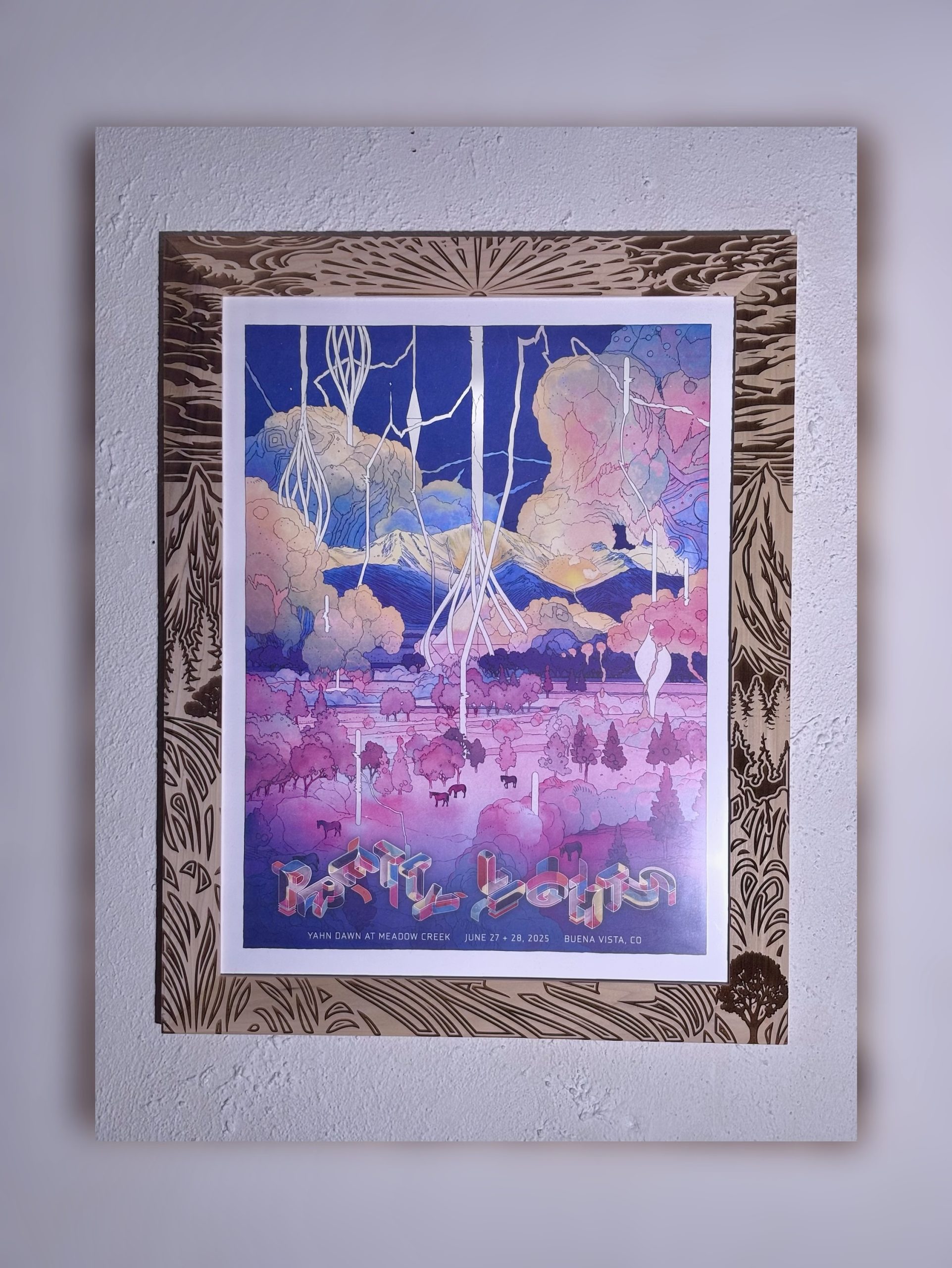 Yahn Dawn VIP inspired frame - Image 2